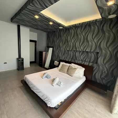 Luxury Penthouse * סליאמה