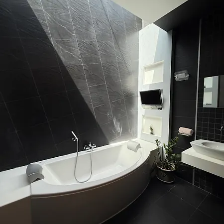 Luxury Penthouse סליאמה